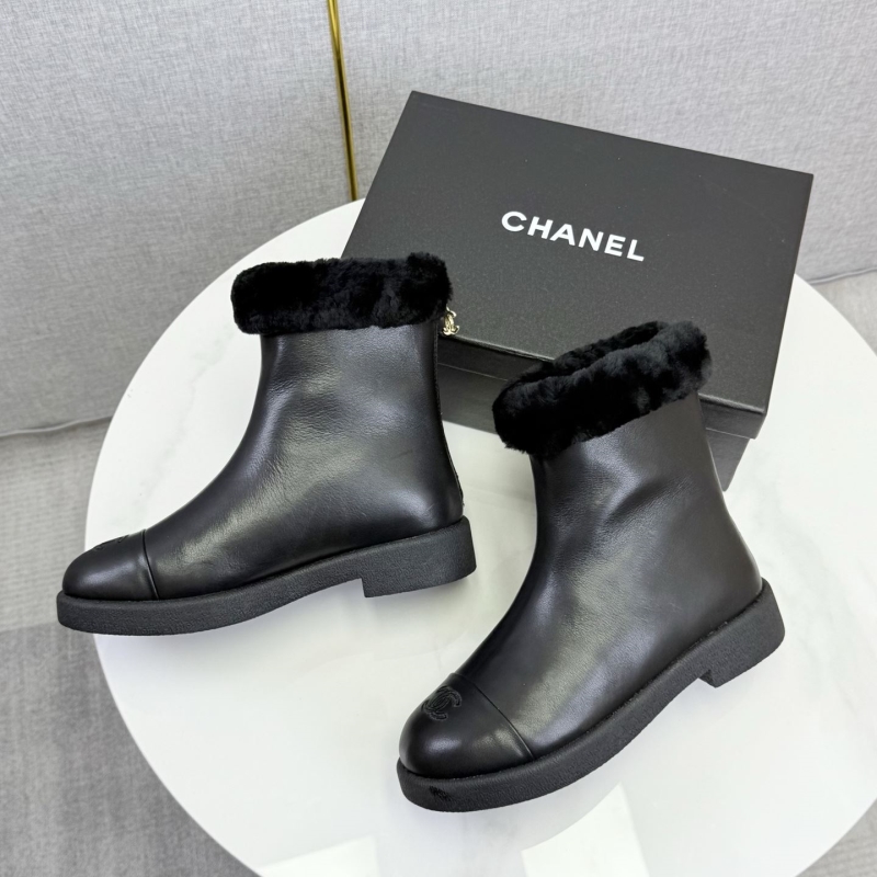 Ch**el boots